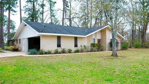 homes for sale in pineville