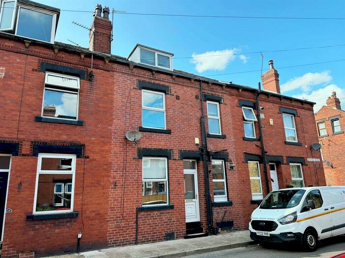 house to rent bramley leeds