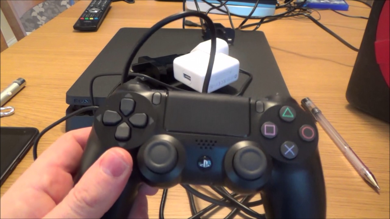 how to charge ps4 remote