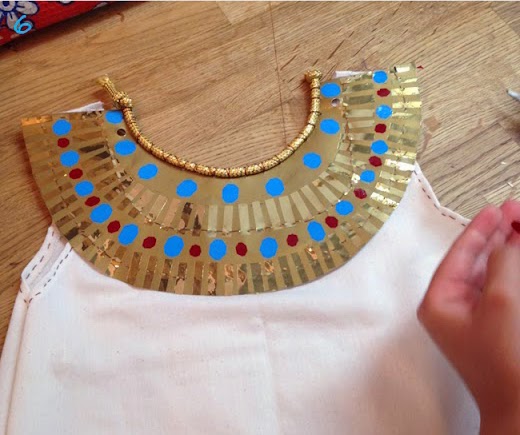 how to make an egyptian costume out of a sheet