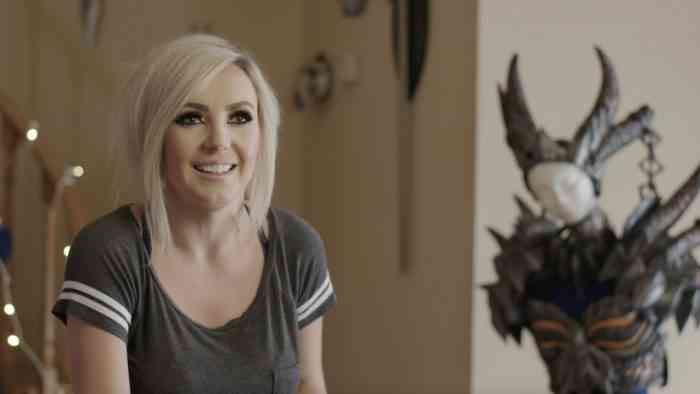 jessica nigri strip