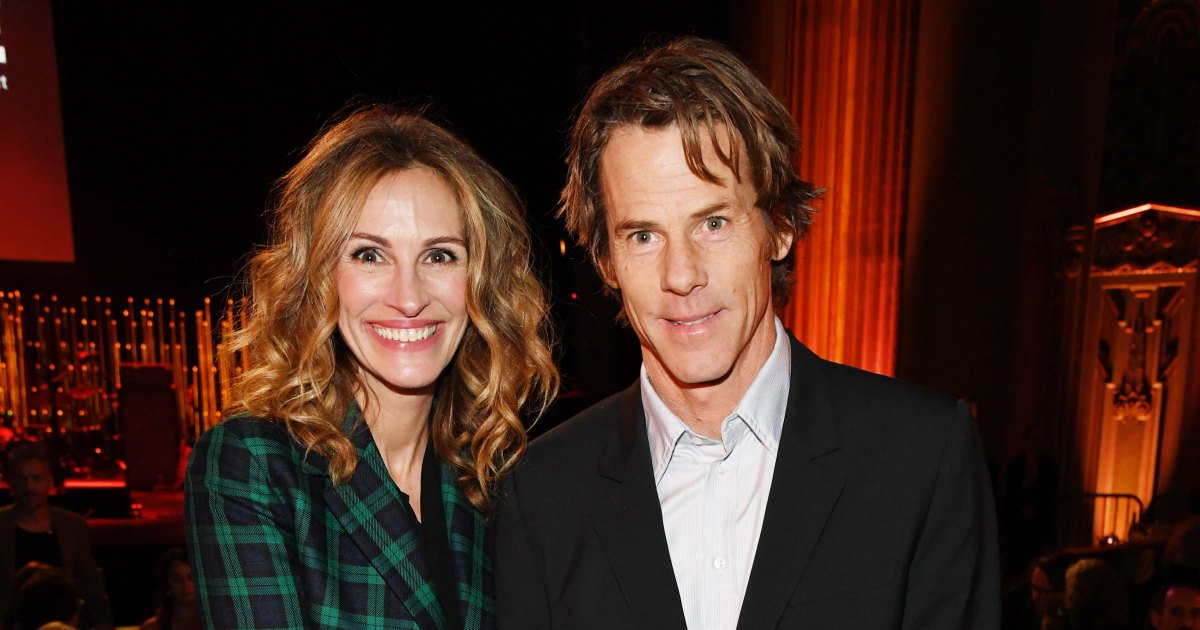 julia roberts and danny moder latest news