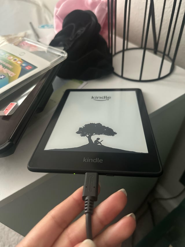 kindle not turning on