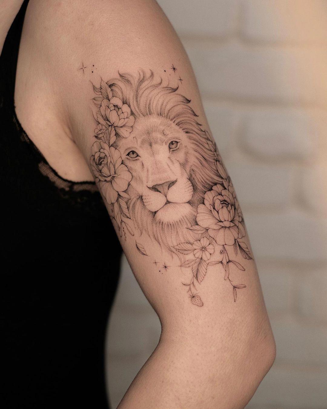 leones tatuajes para mujer