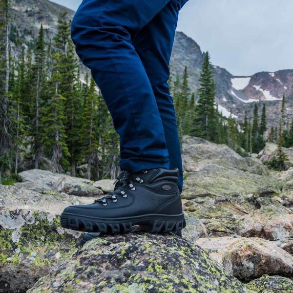 lugz hiking boots