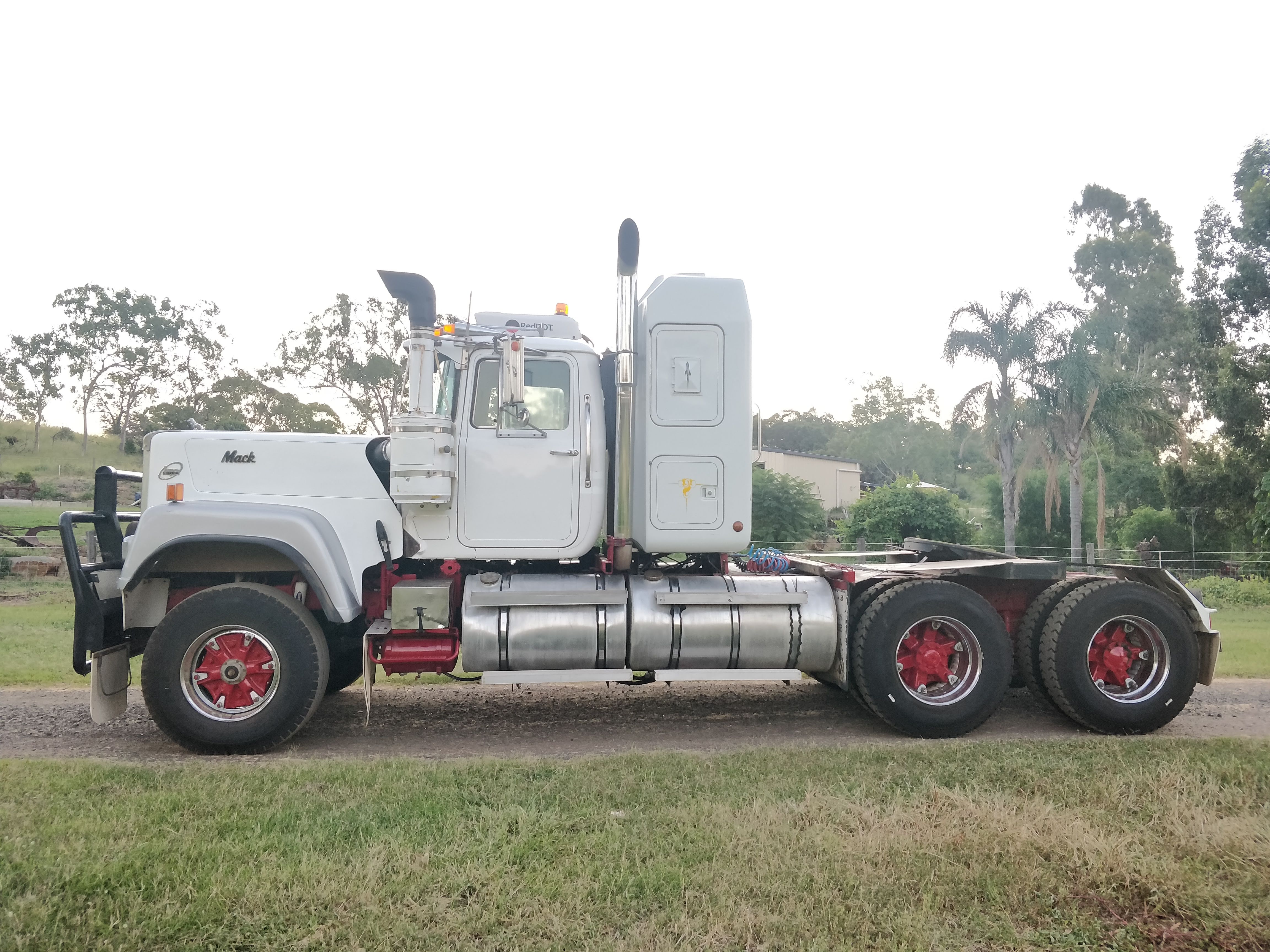 mack superliner v8 for sale