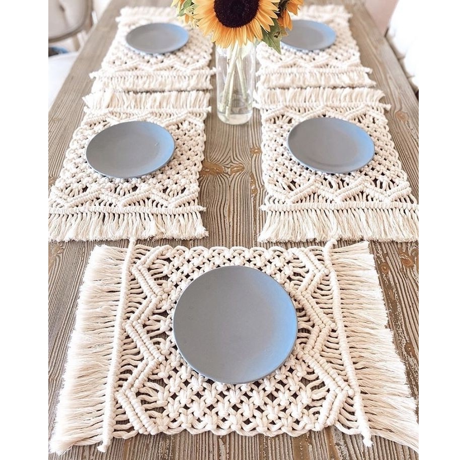 macrame table mat