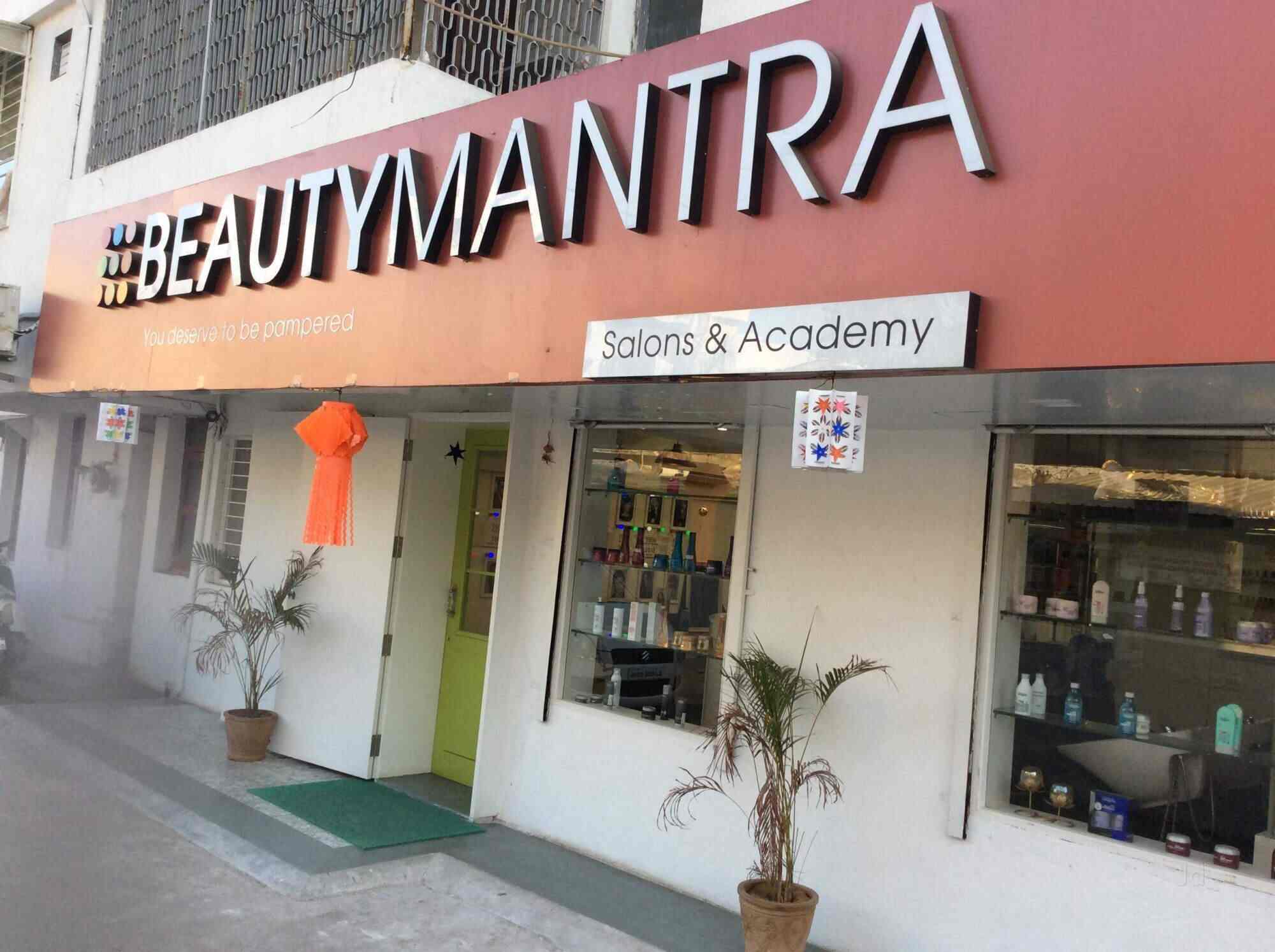 mantra beauty parlour