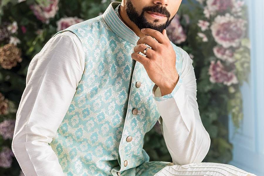 manyavar kurta pajama