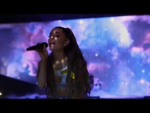 moonlight ariana grande live