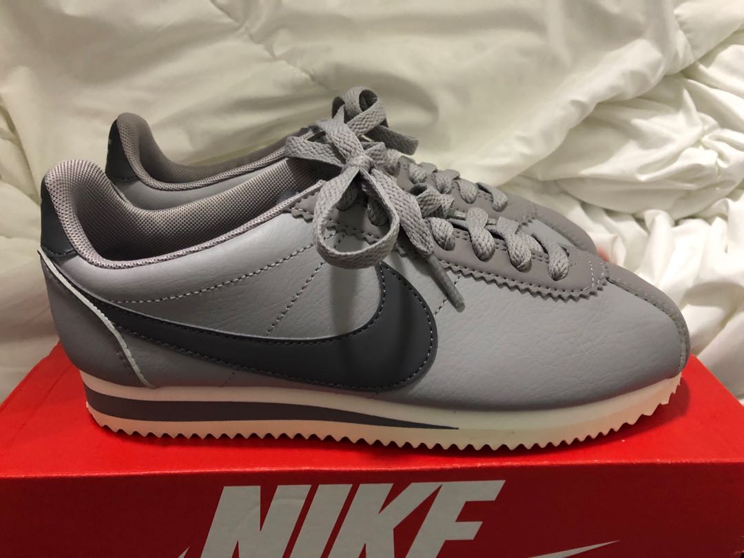 nike cortez gray