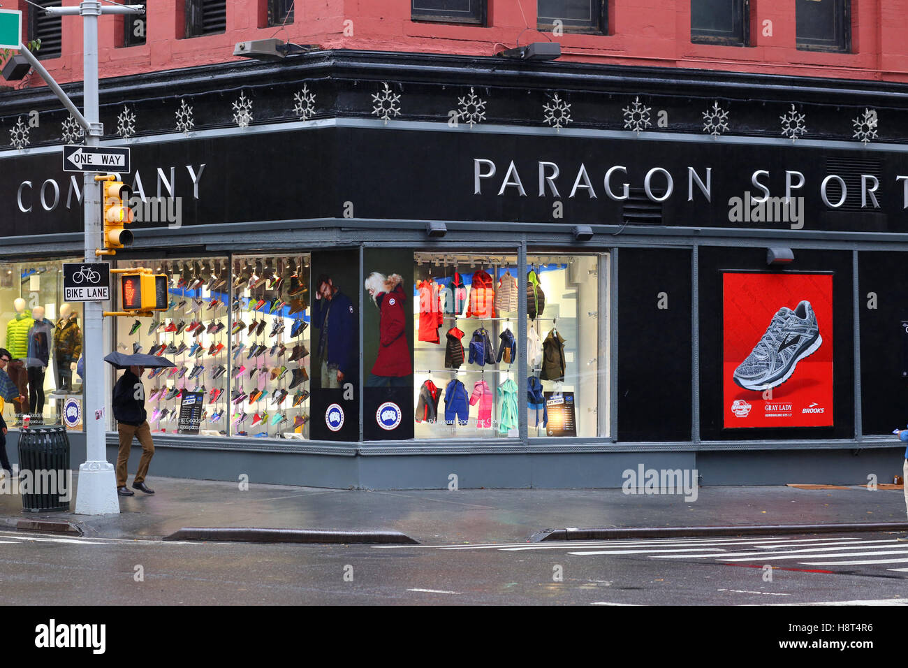 paragon sports new york