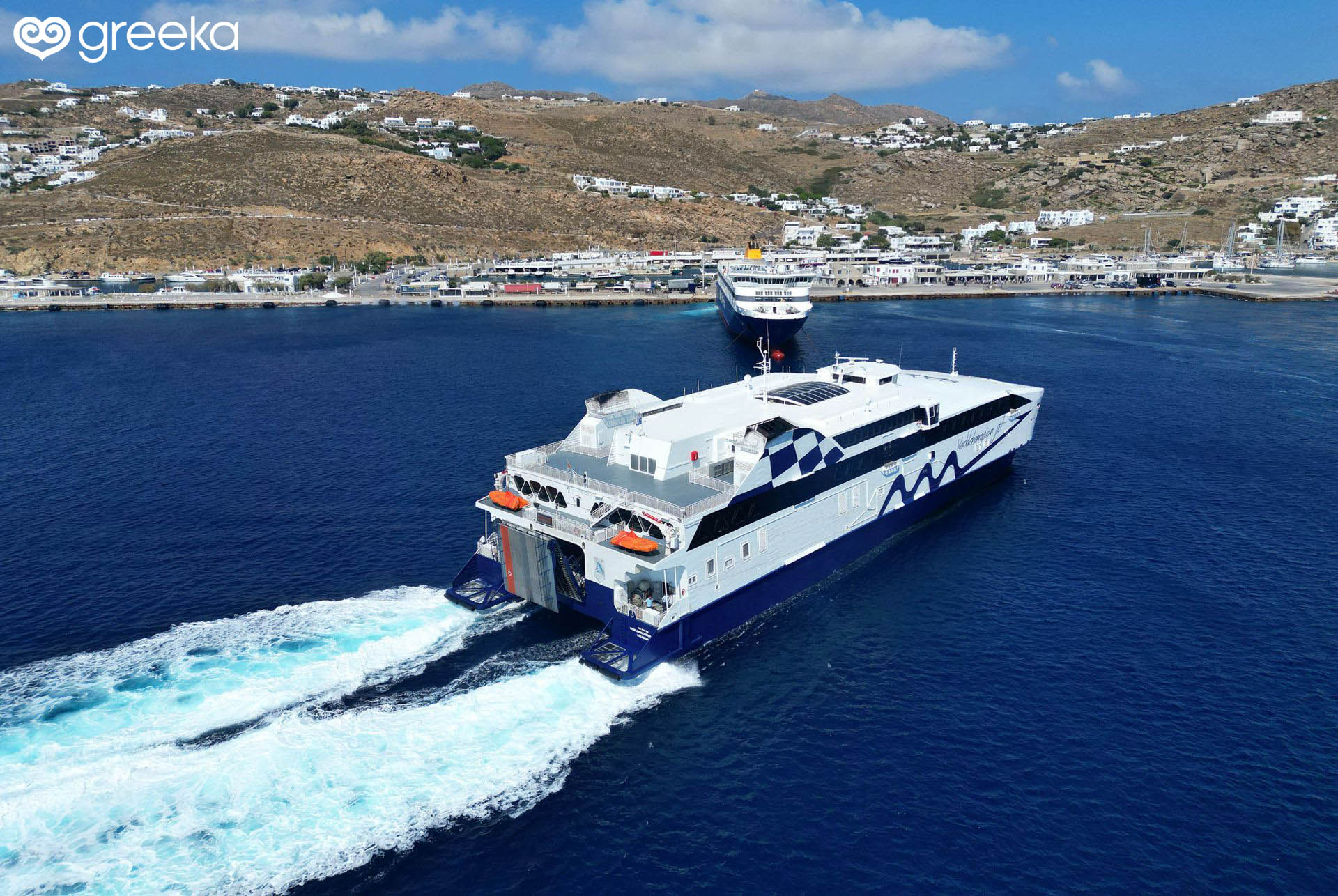 piraeus to mykonos ferry time
