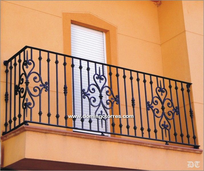 rejas para balcones de hierro