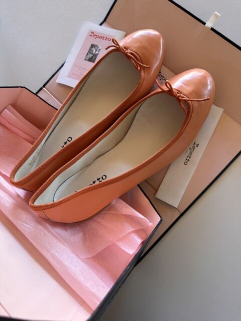 repetto sale