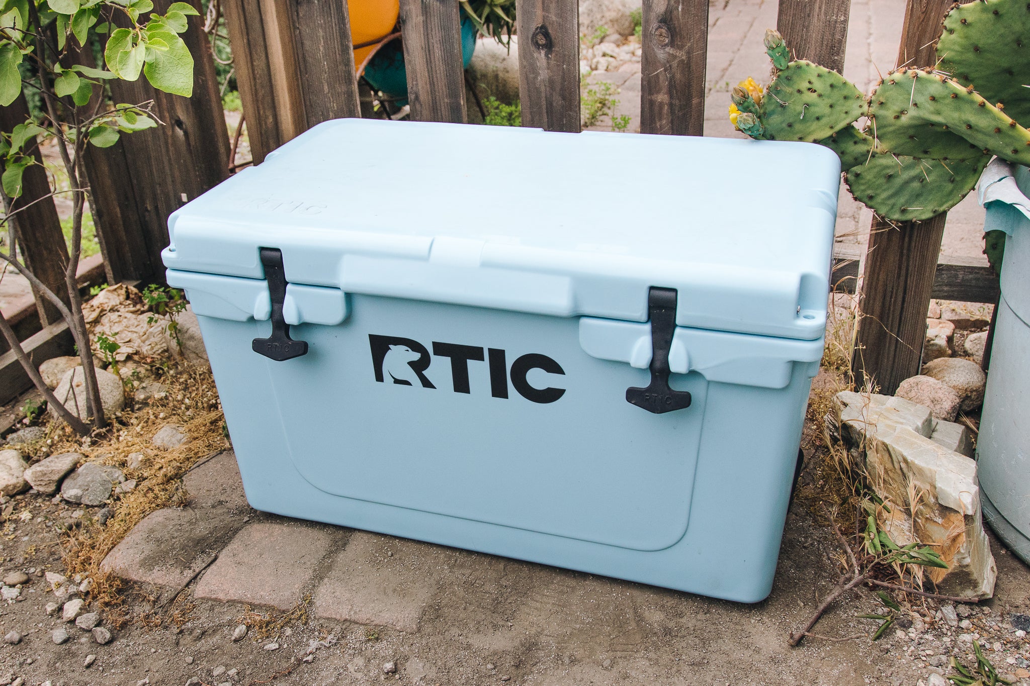 rtic coolers canada