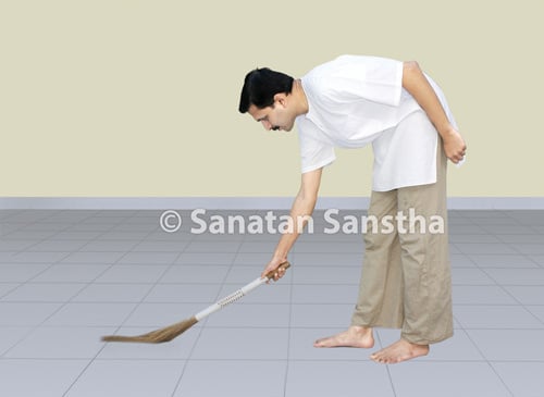 sweeping the floor meaning in marathi