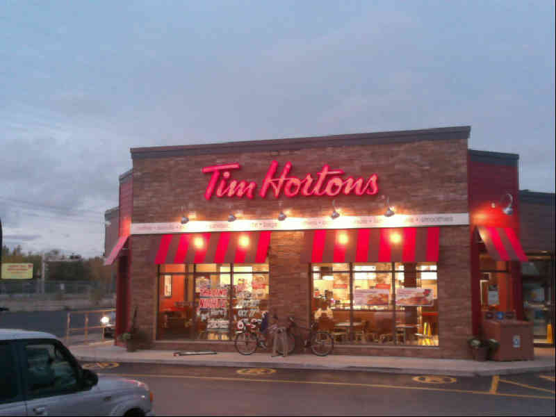 tim hortons victoria street