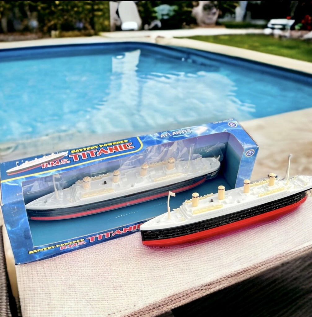 titanic toys