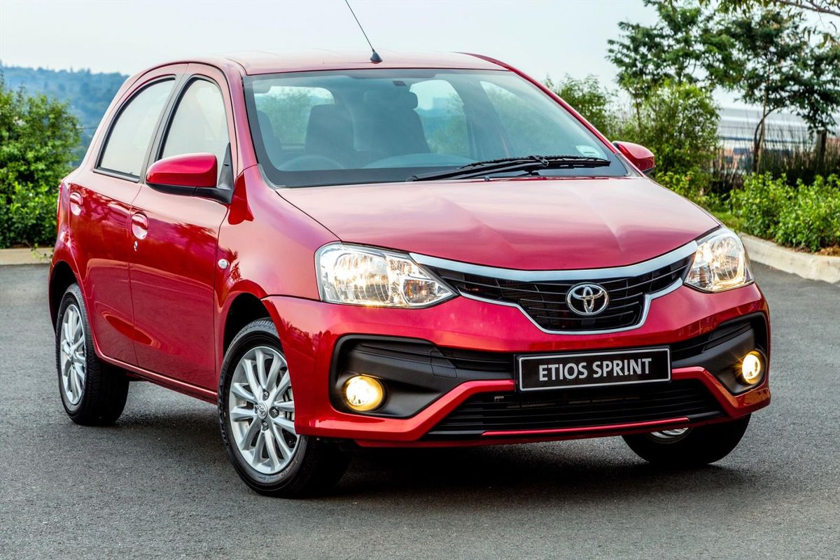 toyota etios 2017 model price