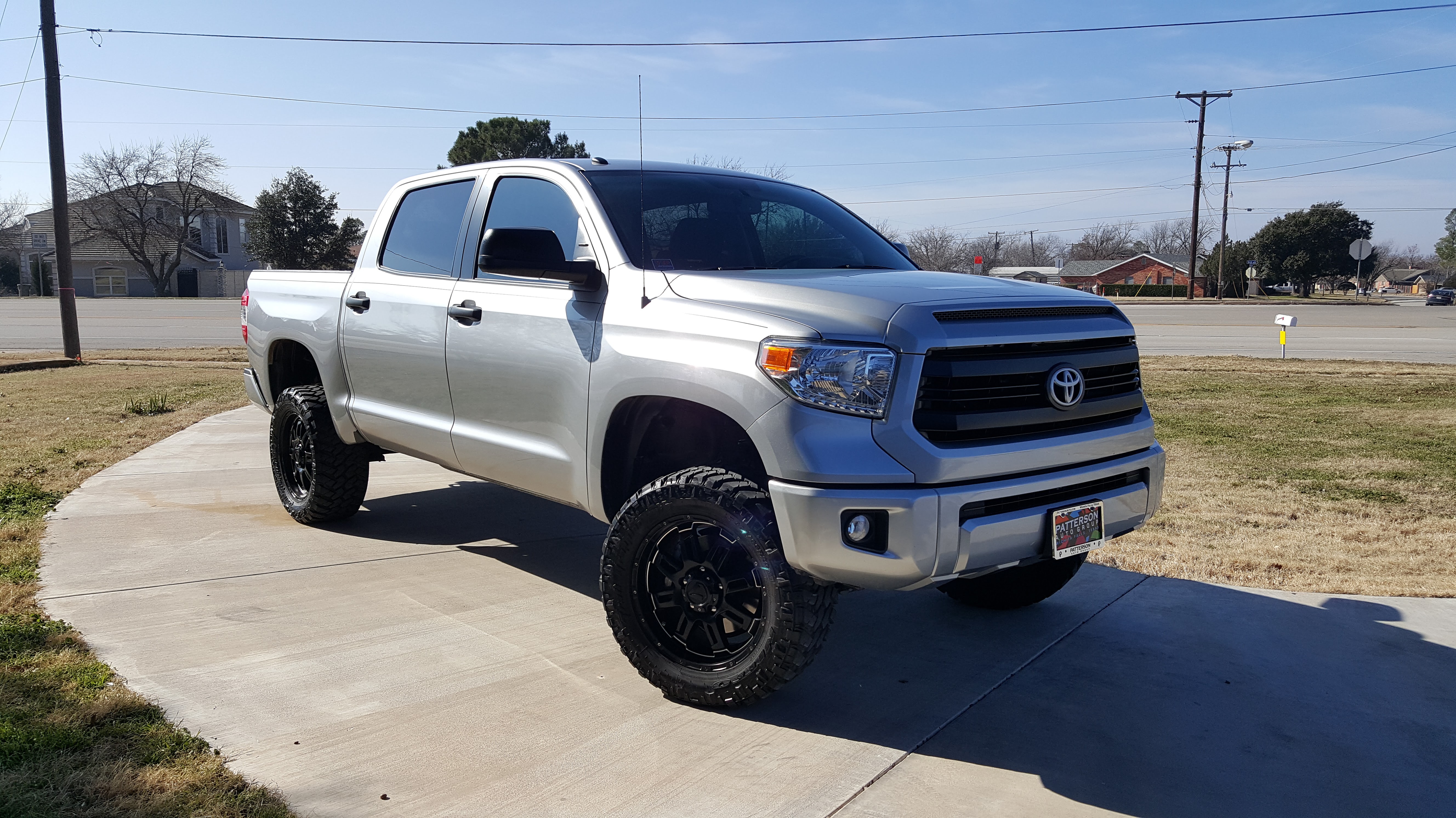 tundra on 33s