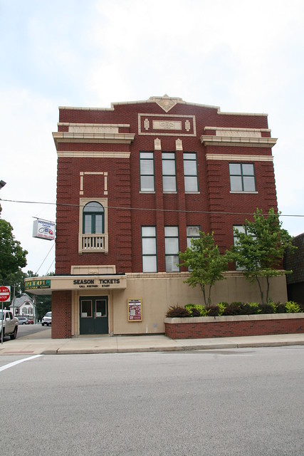 waterloo il movie theater