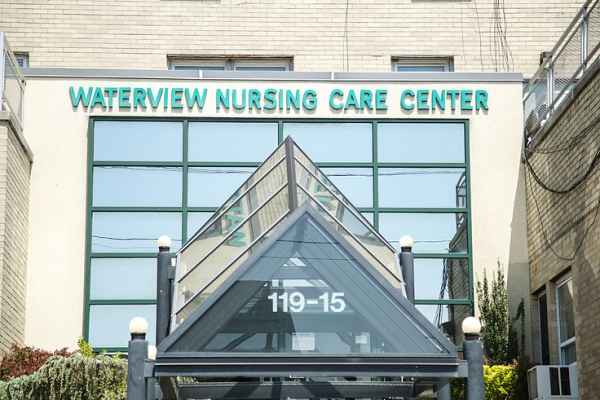 waterview nursing and rehabilitation center reviews