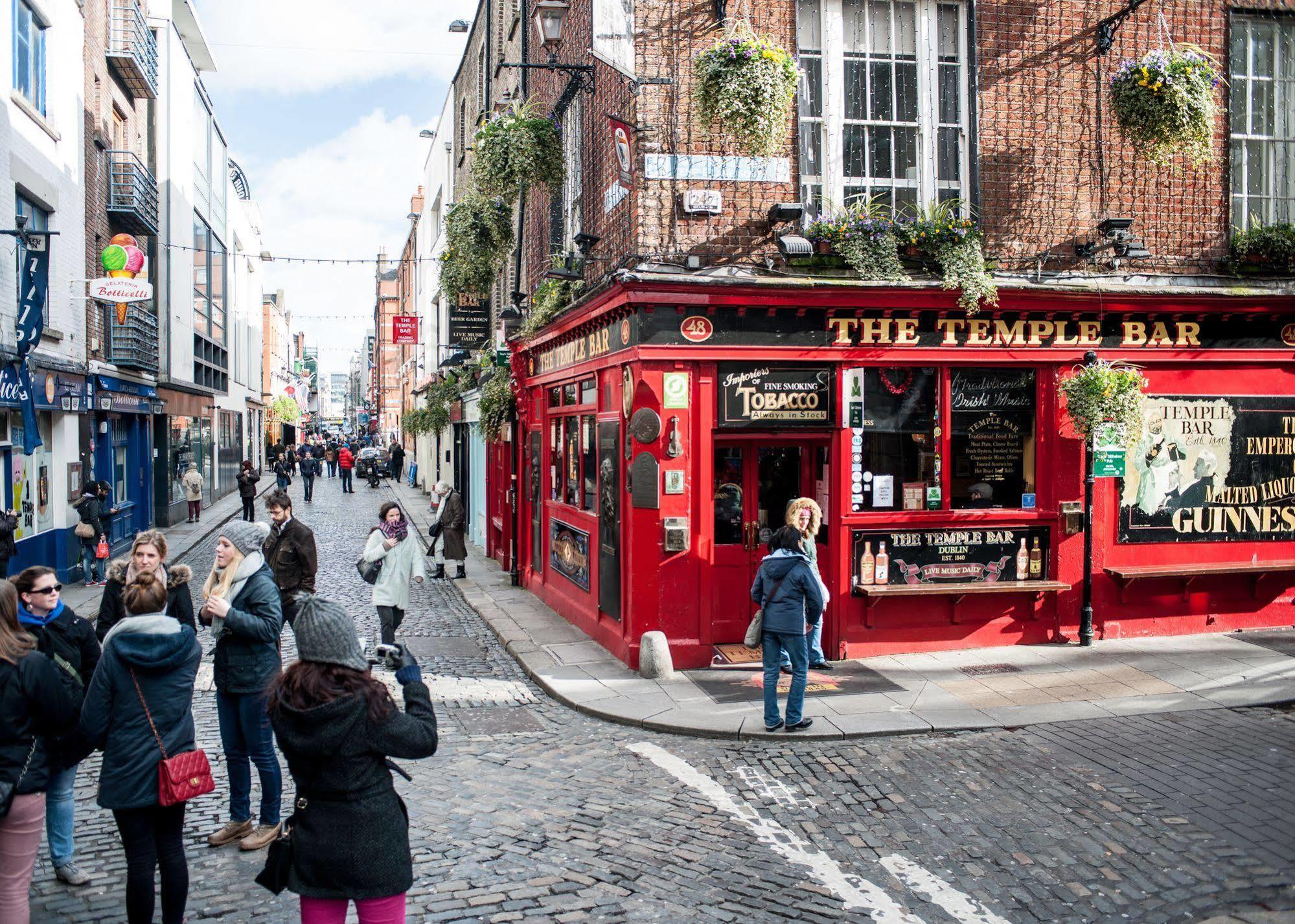 webcam dublin temple bar