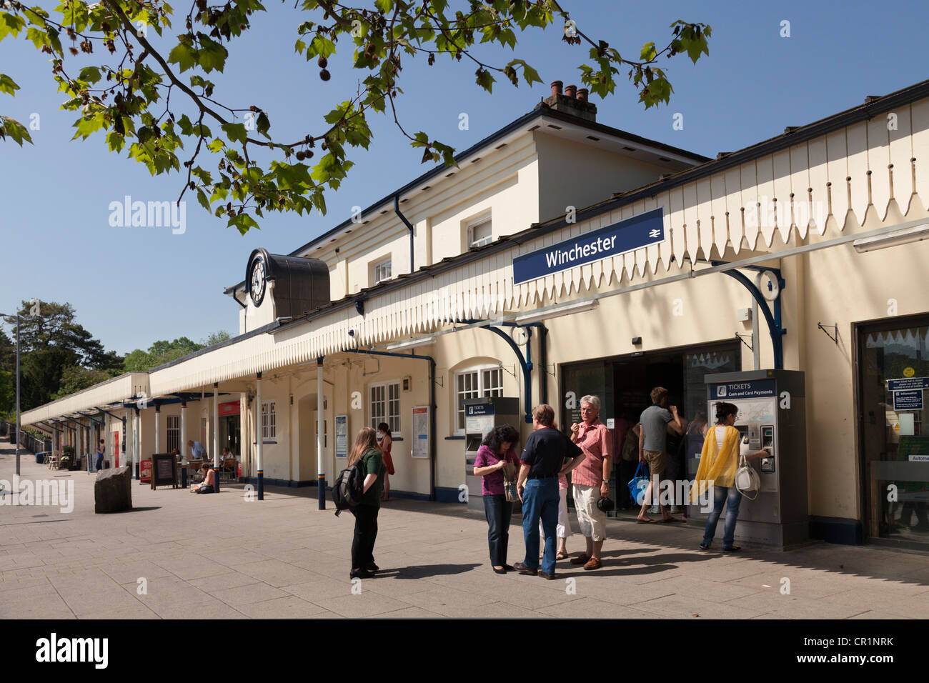 winchester train arrivals