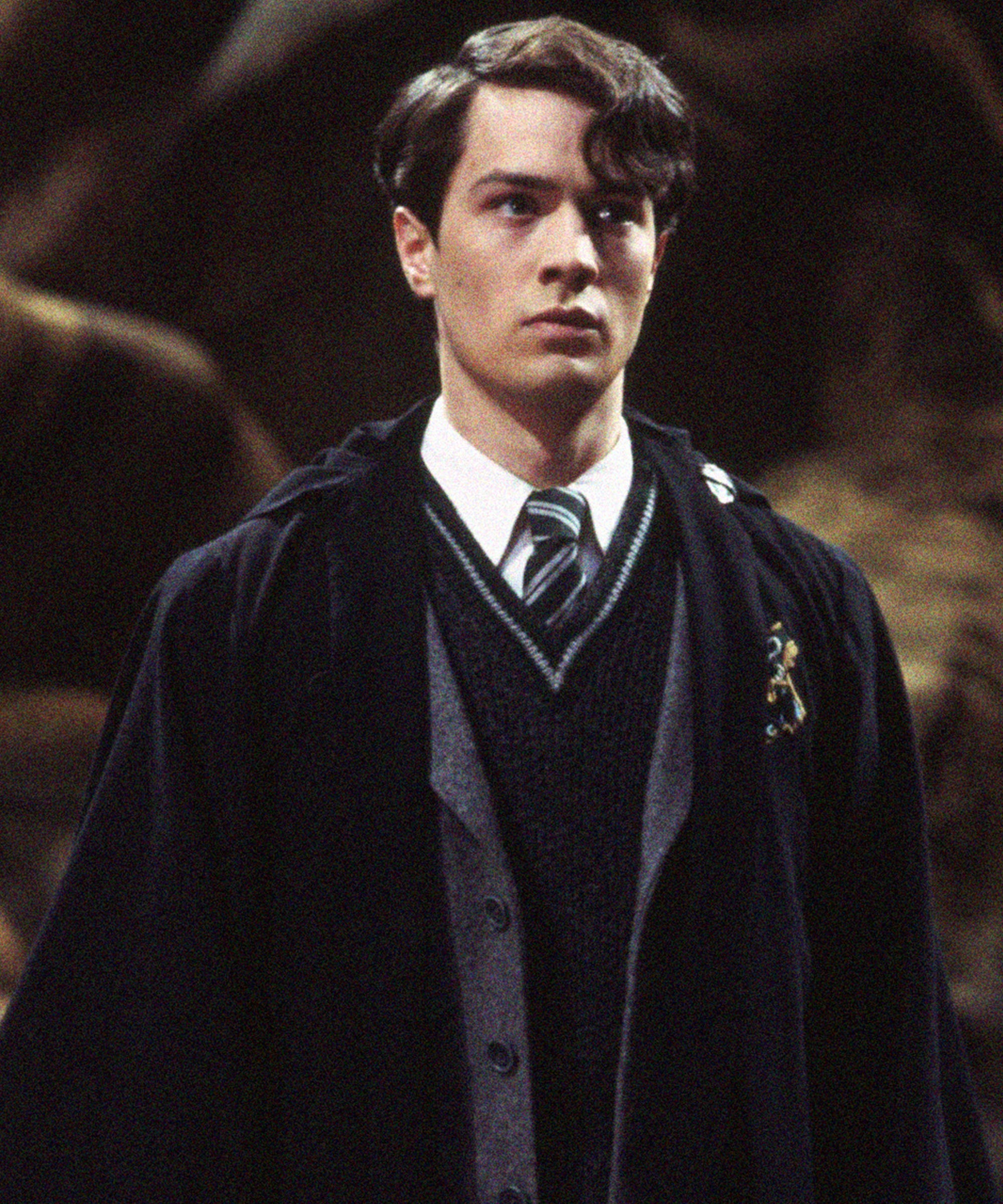 young tom riddle actor